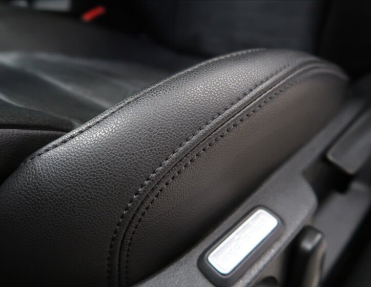 Volkswagen Passat Kombi 2,0 l 140 kw