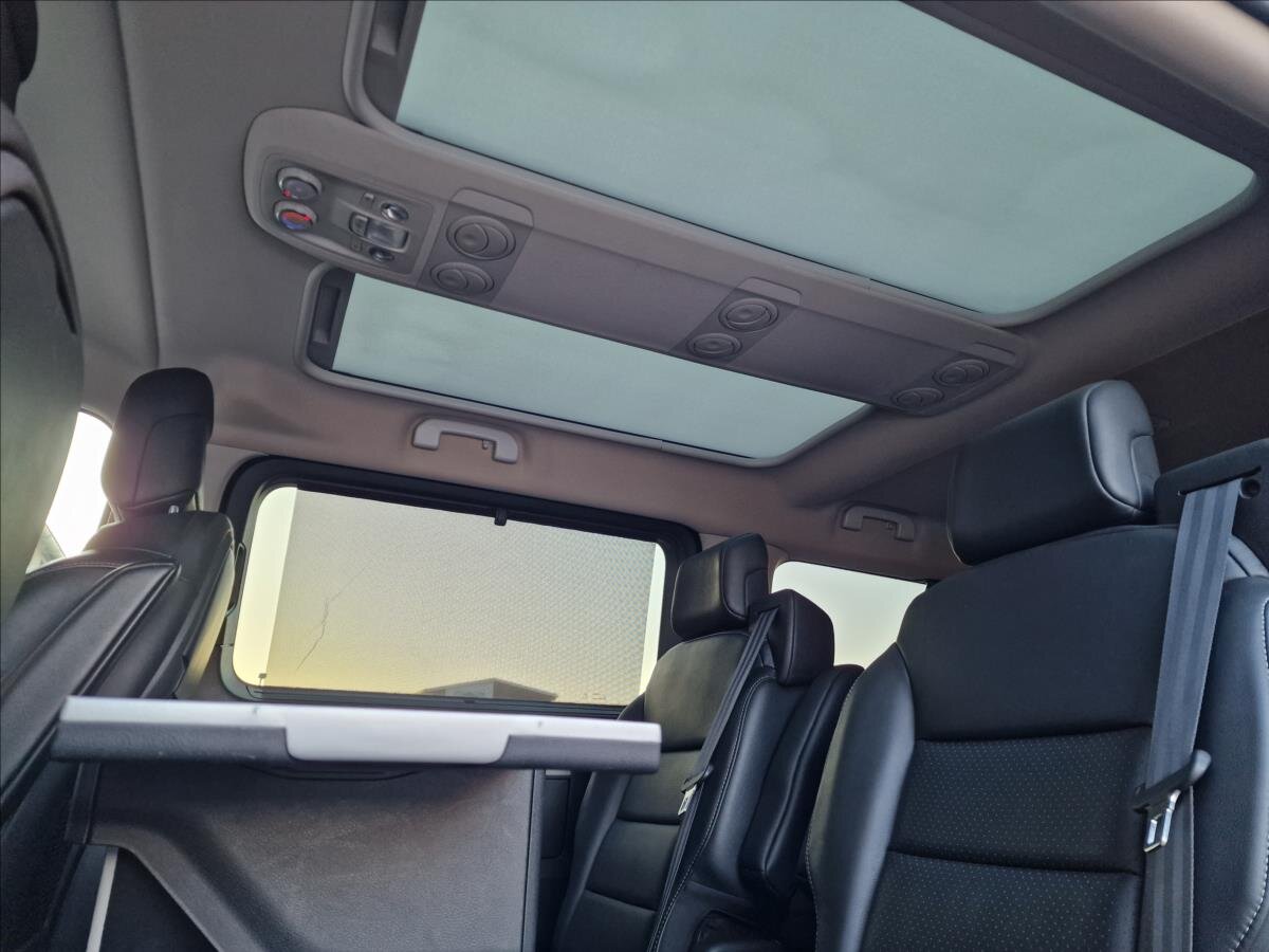 Peugeot Traveller MPV 2,0 l 130 kw