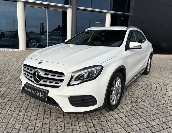 Mercedes-Benz GLA SUV 2,0 l 135 kw