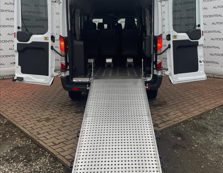 Ford Transit MPV 2,0 l 96 kw