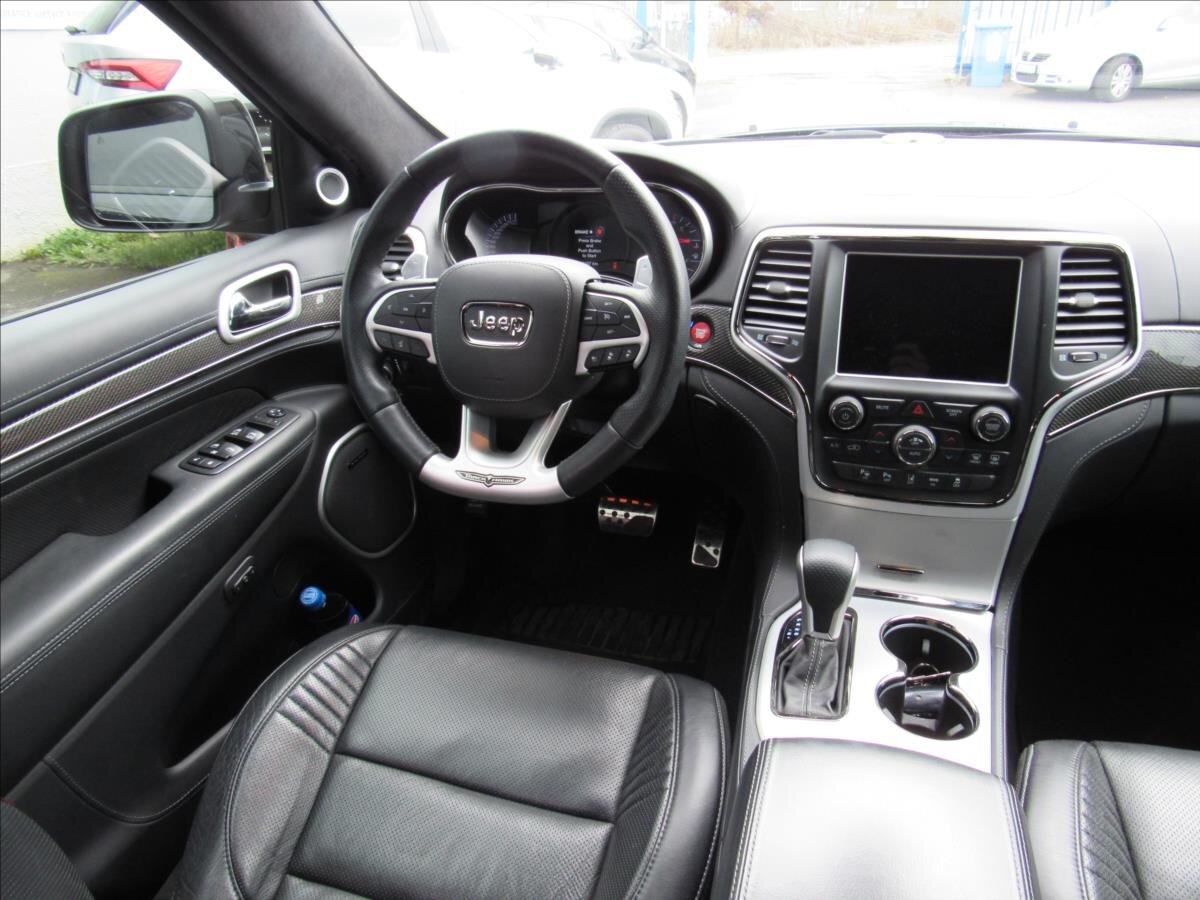 Jeep Grand Cherokee SUV / Terénní 6,2 l 527 kw