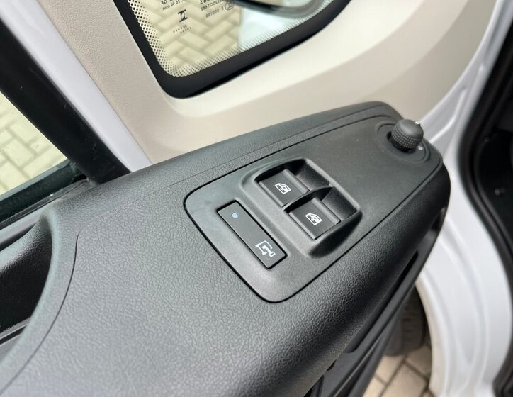 Toyota Proace Max 13