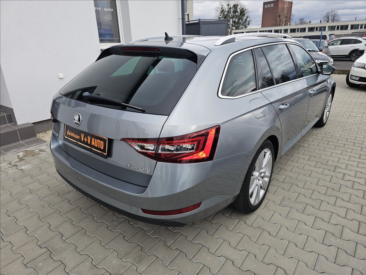 Škoda Superb Kombi 2,0 l 140 kw