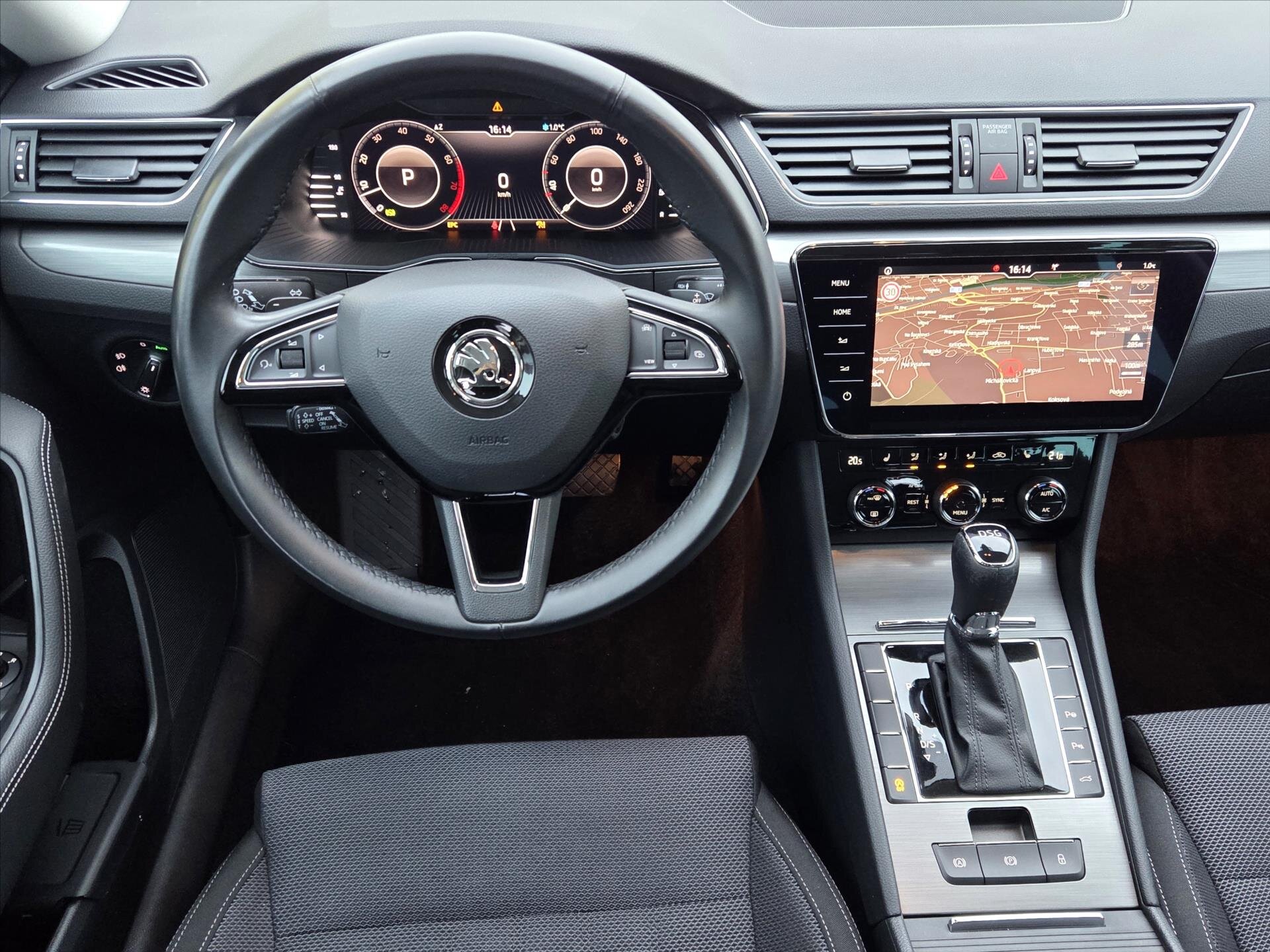 Škoda Superb Kombi 1,5 l 110 kw