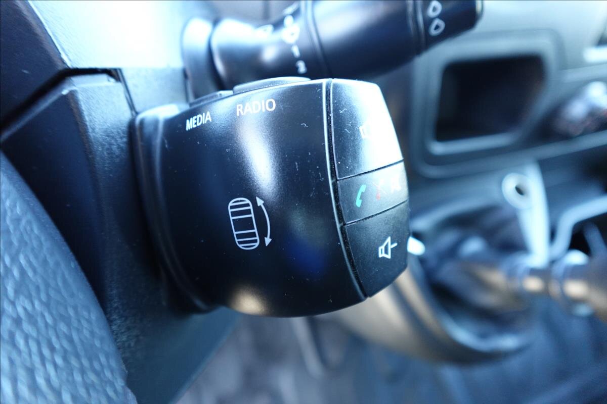 Opel Movano Valník 2,3 l 110 kw