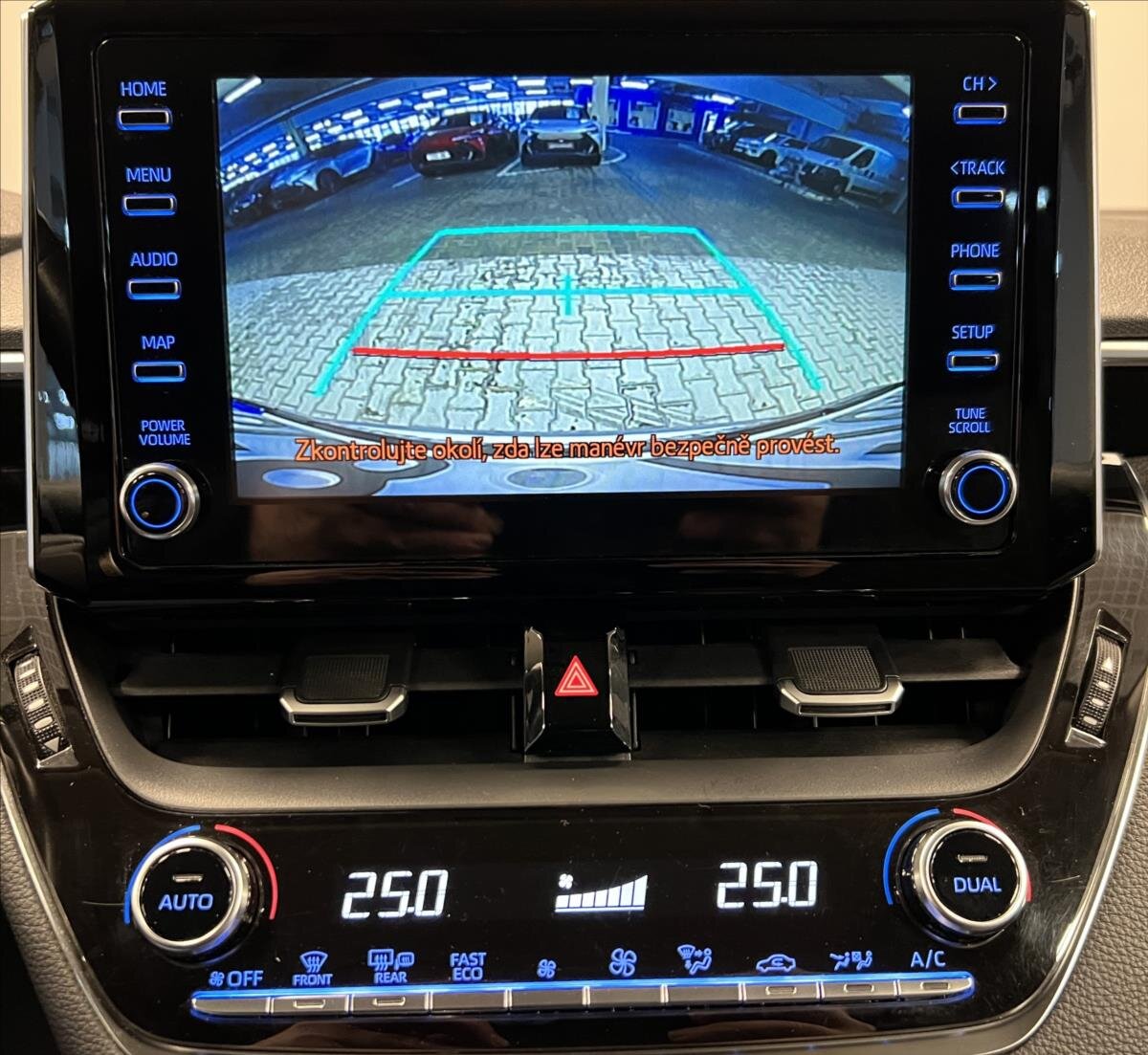 Toyota Corolla Sedan 1,6 l 97 kw