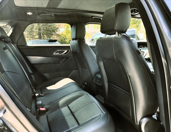 Land Rover Range Rover Velar SUV / Terénní 2,0 l 150 kw