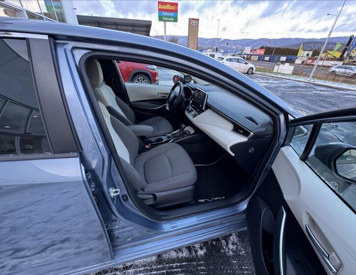 Toyota Corolla Sedan / Limuzína 1,8 l 72 kw