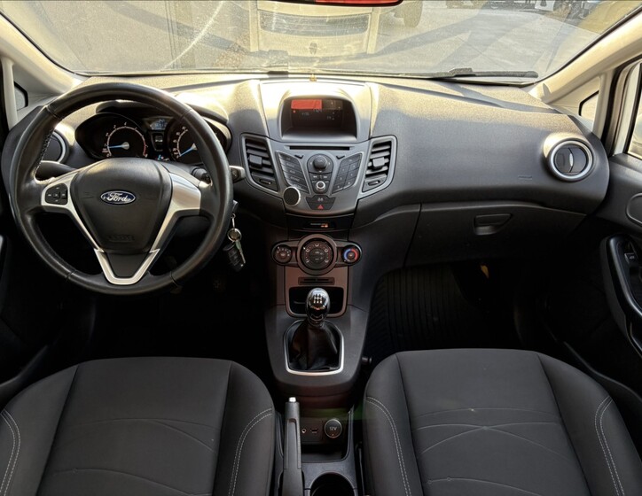 Ford Fiesta 9