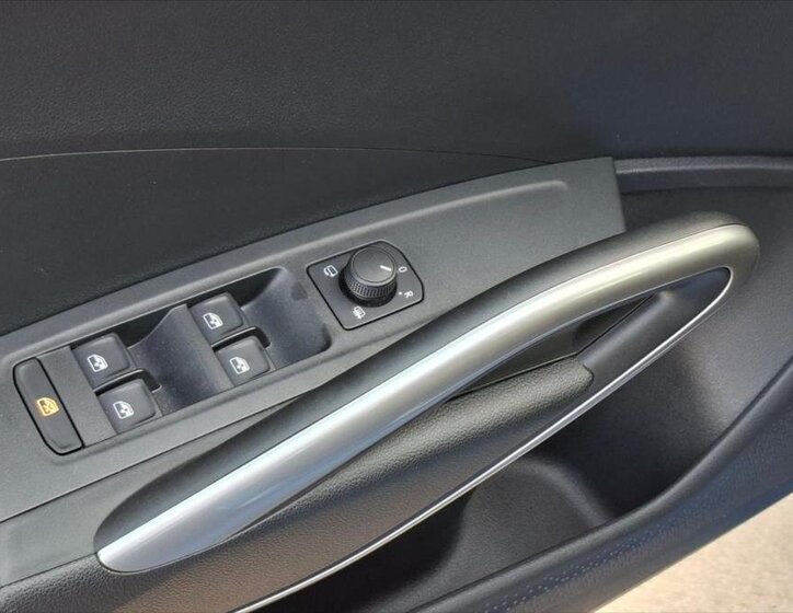 Škoda Fabia Hatchback 999,0 70 kw