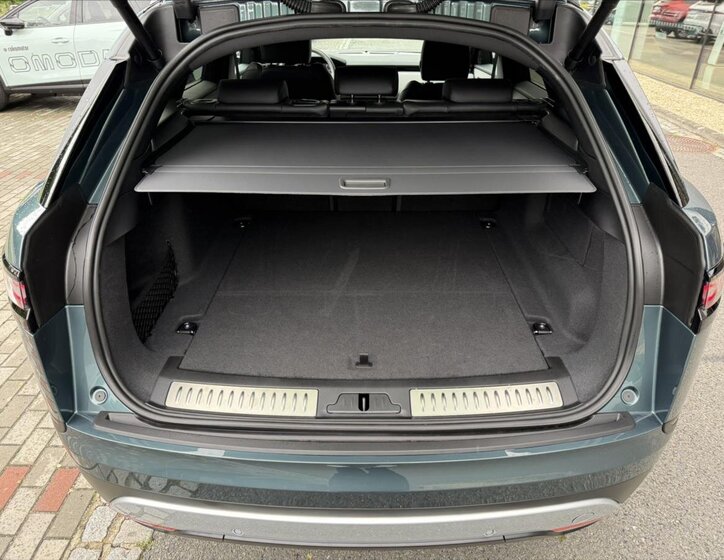 Land Rover Range Rover Velar SUV 2,0 l 147 kw