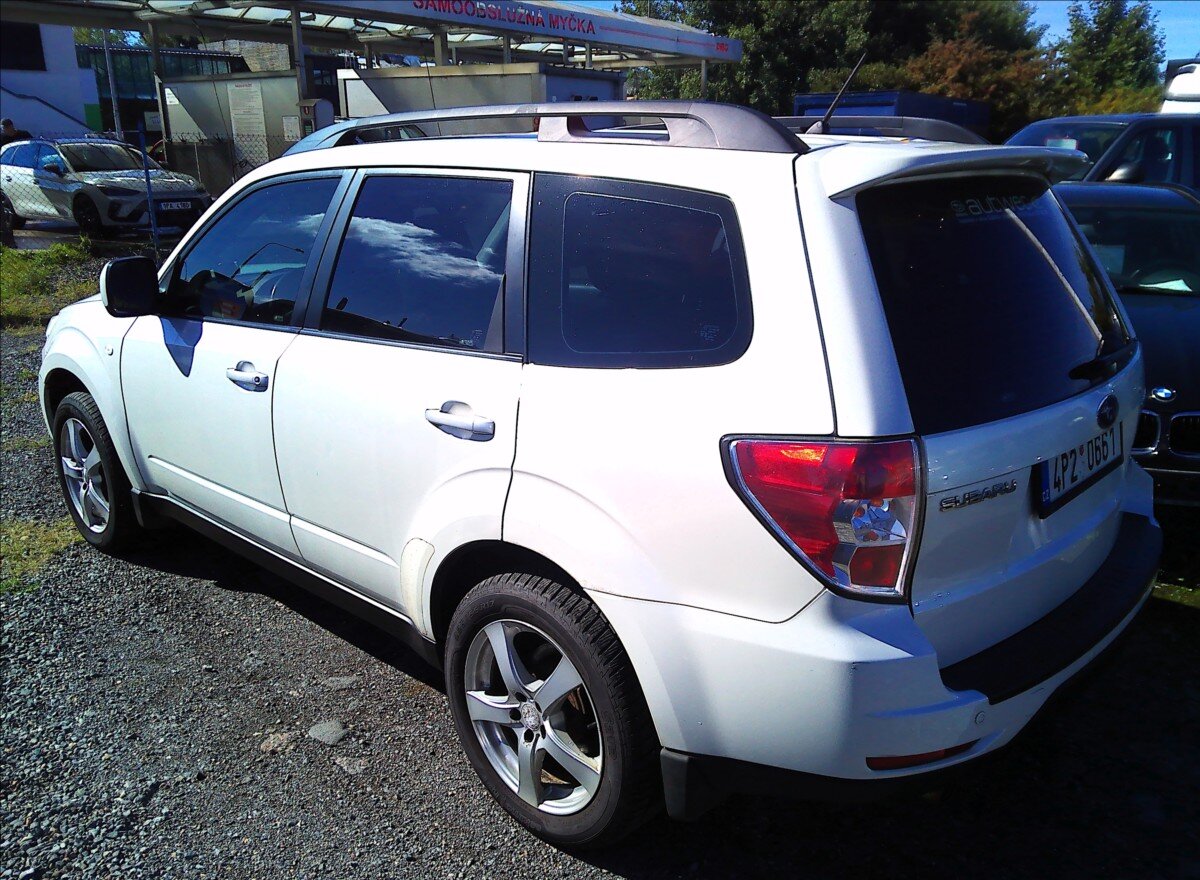 Subaru Forester Kombi 2,5 l 169 kw