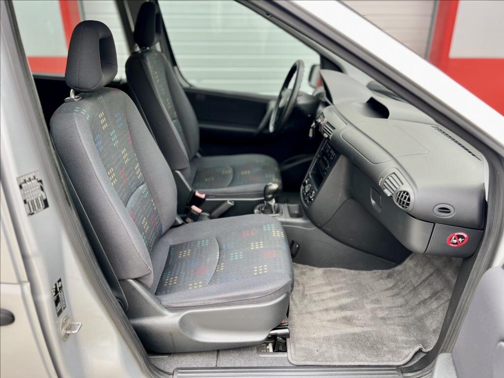 Mercedes-Benz Vaneo MPV 1,7 l 67 kw