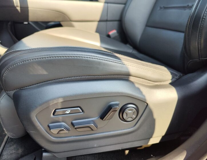 Hyundai Santa Fe SUV / Terénní 1,6 l 158 kw