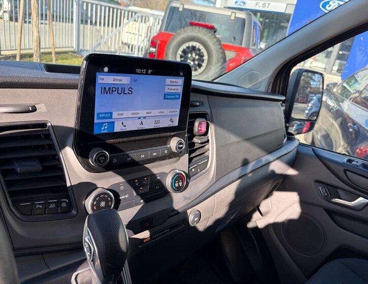 Ford Tourneo Custom Kombi 2,0 l 136 kw