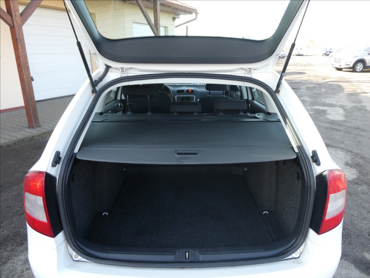 Škoda Octavia Kombi 1,6 l 77 kw