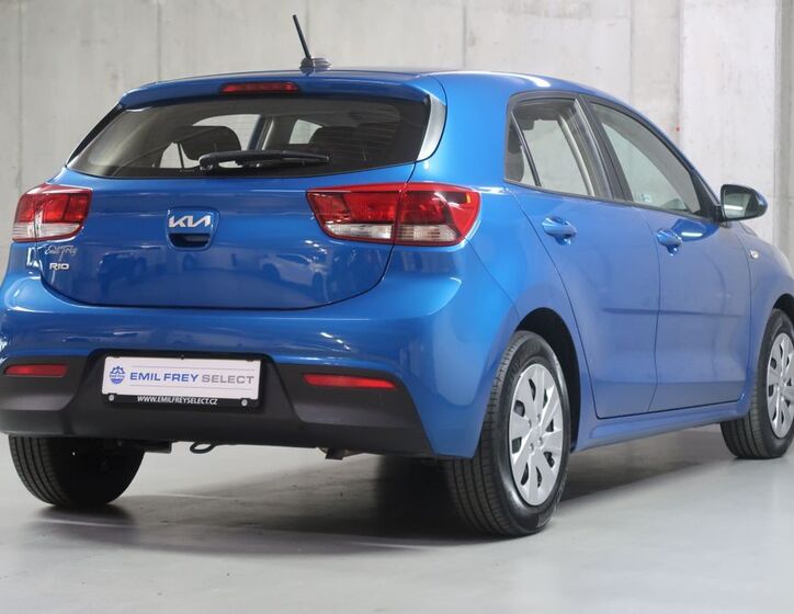 KIA Rio 5