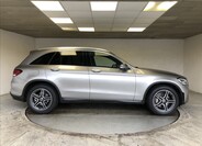 Mercedes-Benz GLC 8