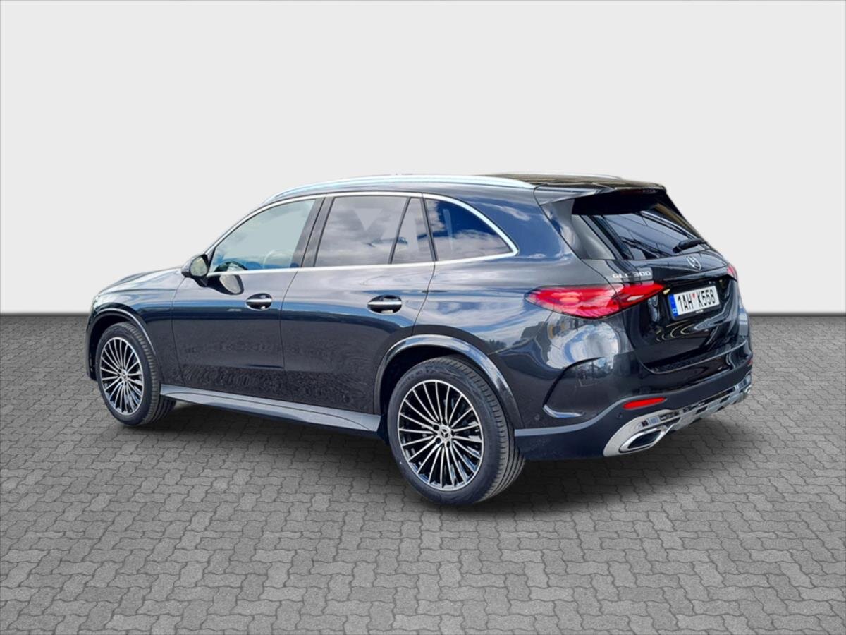 Mercedes-Benz GLC SUV 2,0 l 190 kw