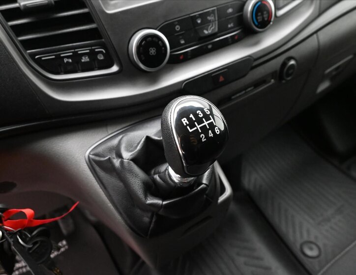 Ford Transit Custom Skříň 2,0 l 96 kw