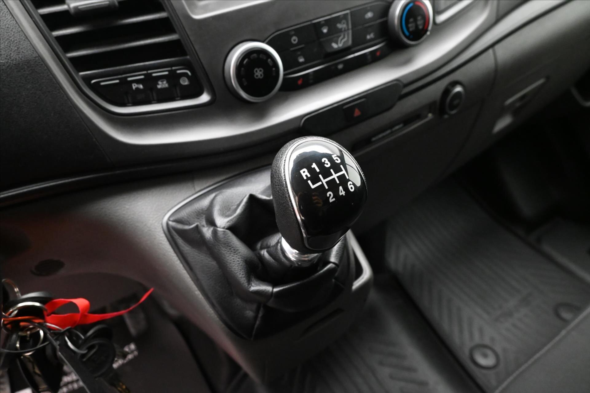 Ford Transit Custom Skříň 2,0 l 96 kw