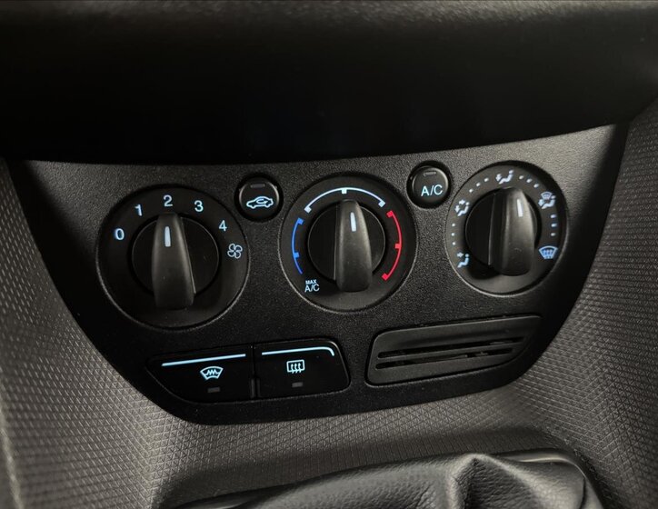 Ford Tourneo Connect MPV 1,5 l 74 kw