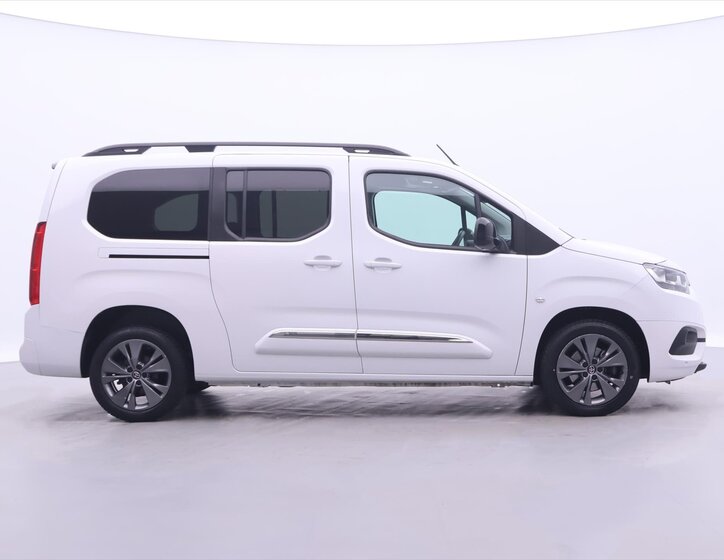 Toyota ProAce City Verso MPV 1,2 l 96 kw