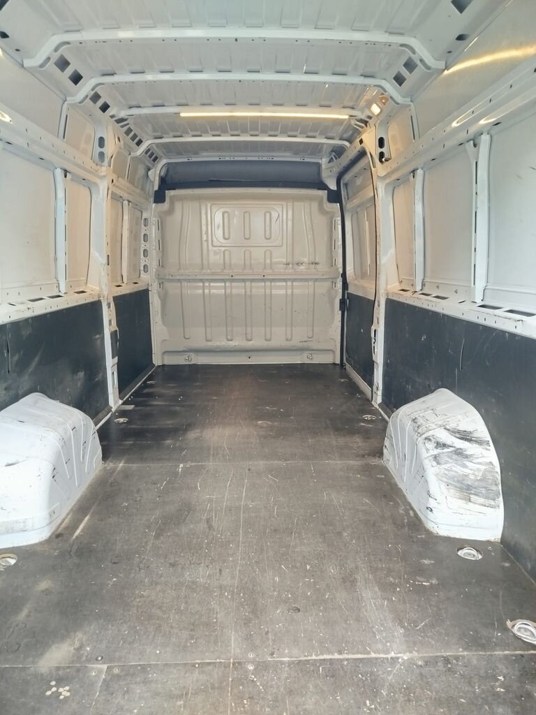 Peugeot Boxer Skříň 2,2 l 121 kw