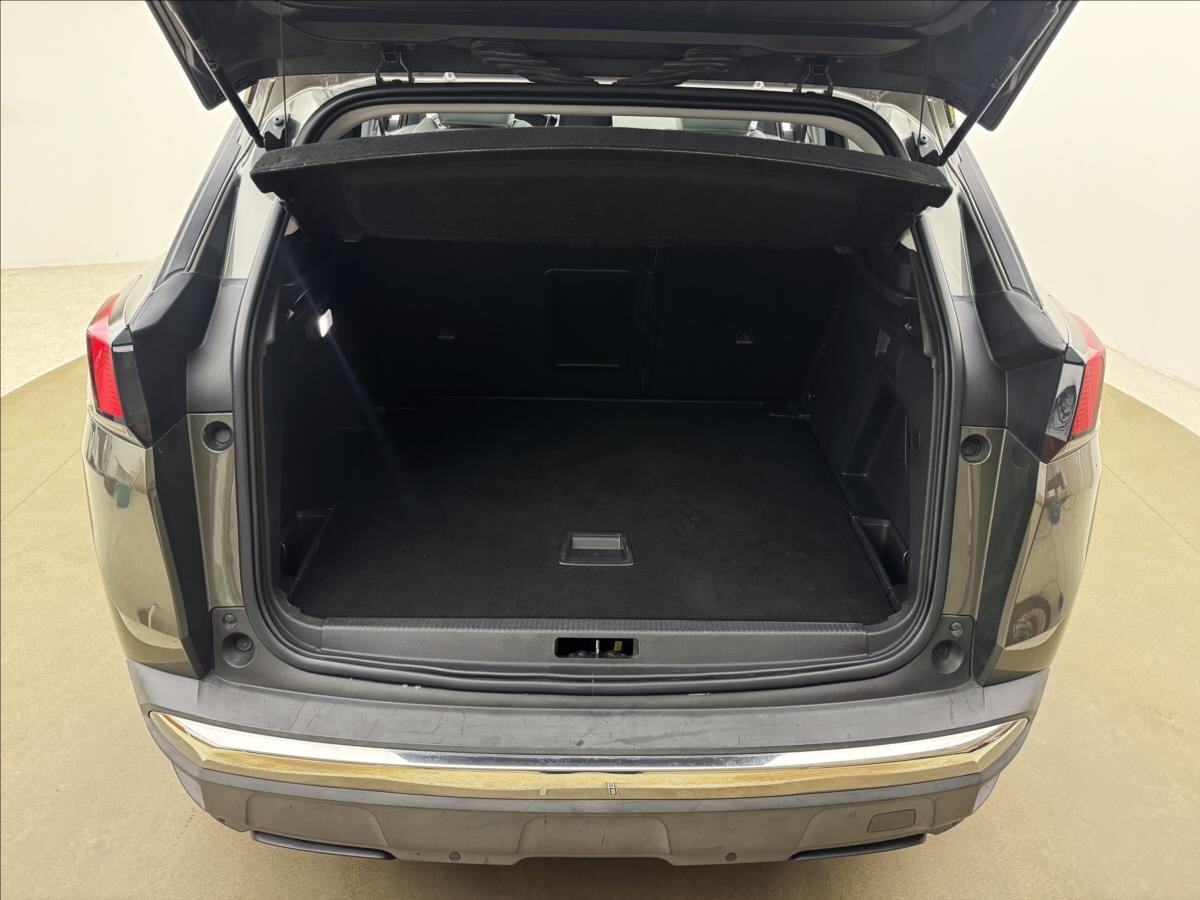 Peugeot 3008 SUV / Terénní 1,2 l 96 kw