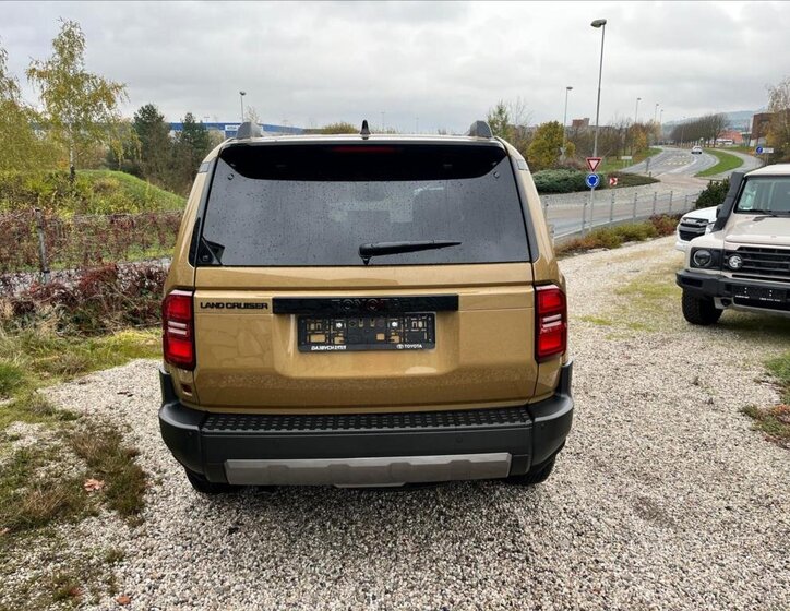 Toyota Land Cruiser Ostatní 2,4 l 205 kw