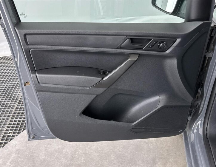Volkswagen Caddy Skříň 2,0 l 90 kw