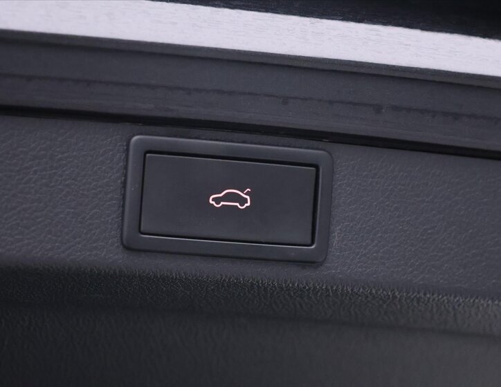 Škoda Octavia Kombi 2,0 l 85 kw