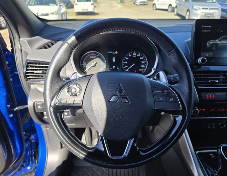 Mitsubishi Eclipse Cross CUV / Crossover 2,4 l 72 kw