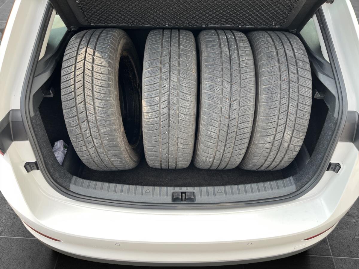 Škoda Scala Hatchback 999,0 85 kw