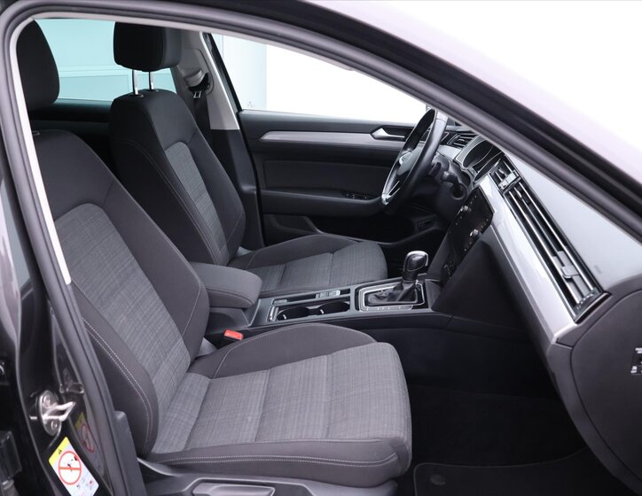 Volkswagen Passat Kombi 2,0 l 110 kw