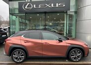 Lexus UX 300h SUV / Terénní 2,0 l 135 kw