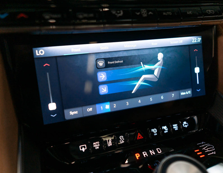 Jeep Grand Wagoneer 29