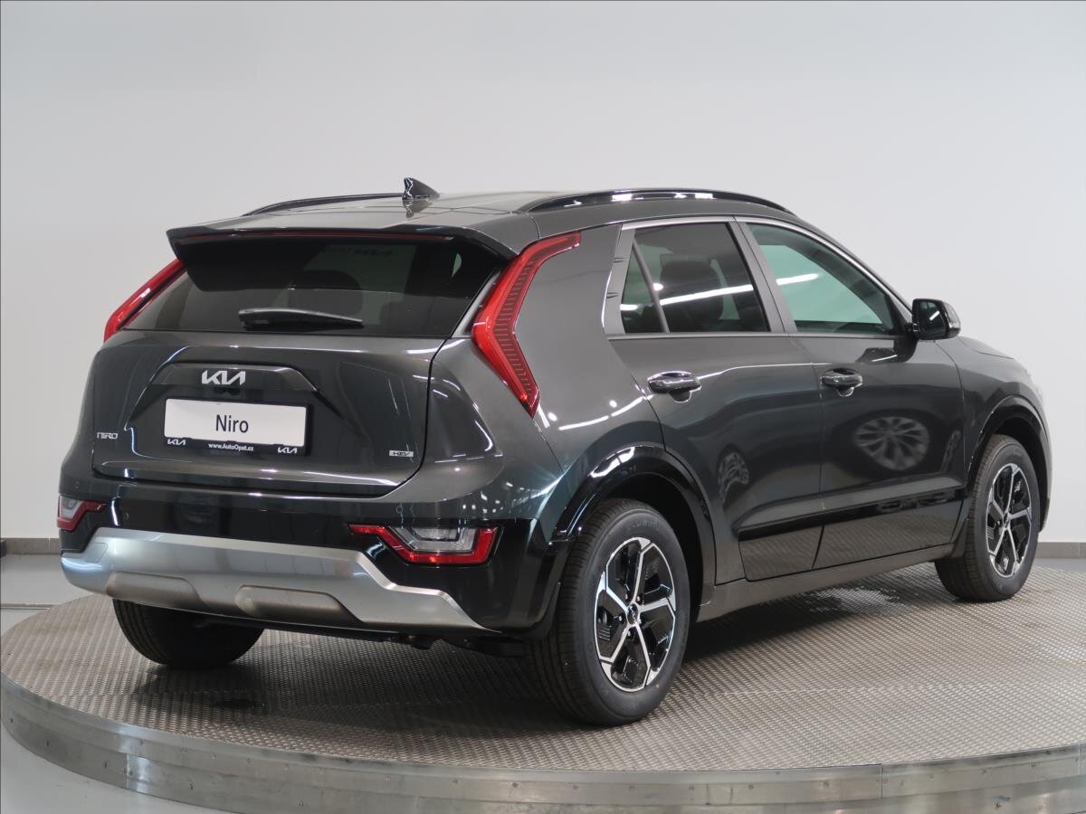 KIA Niro CUV / Crossover 1,6 l 95 kw