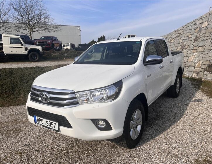Toyota Hilux Pick-up 2,4 l 110 kw