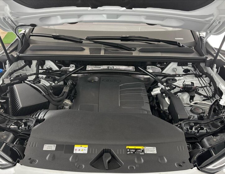 Audi Q5 SUV / Terénní 2,0 l 150 kw