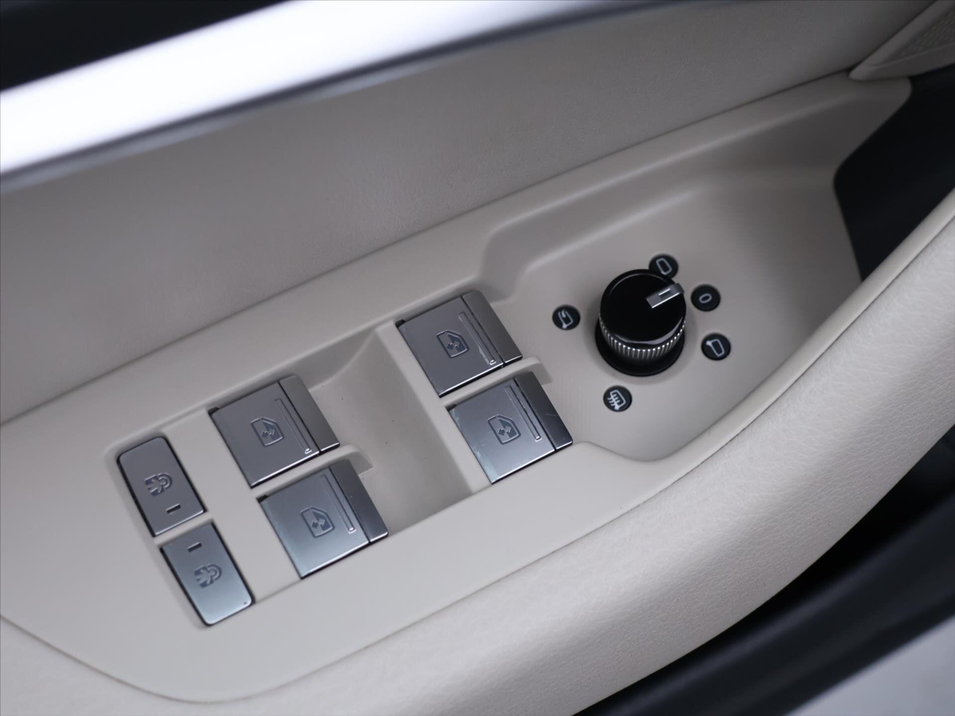 Audi A6 Kombi 3,0 l 170 kw