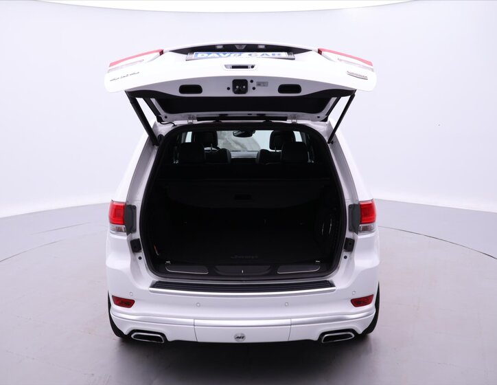 Jeep Grand Cherokee 9