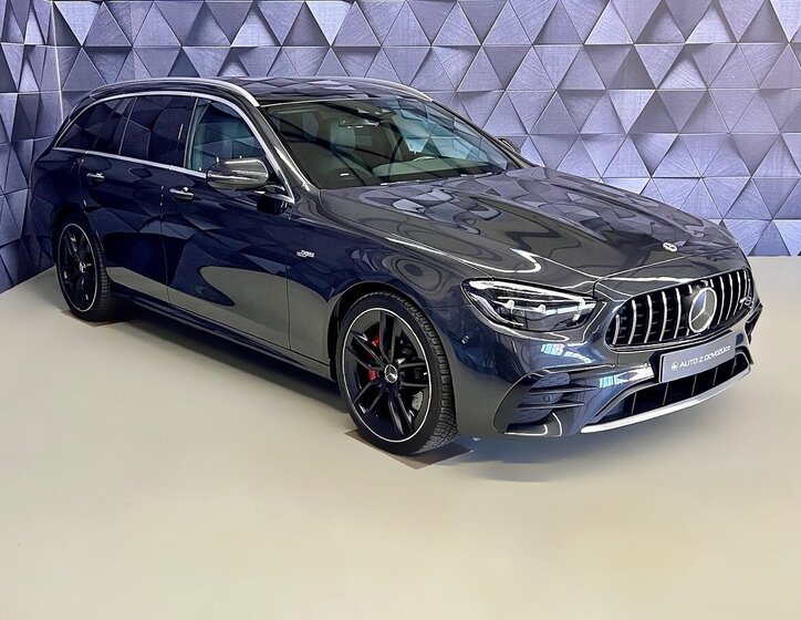 Mercedes-Benz Třídy E Kombi 3,0 l 320 kw