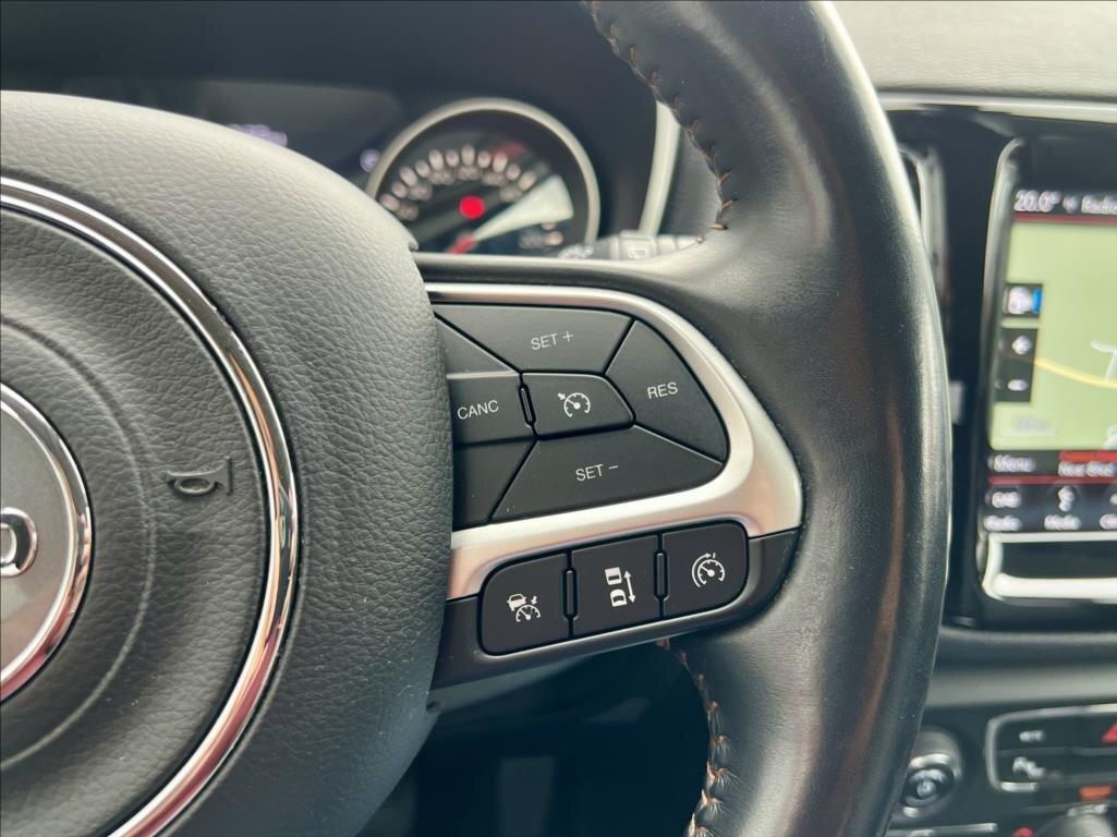Jeep Compass SUV / Terénní 1,4 l 103 kw