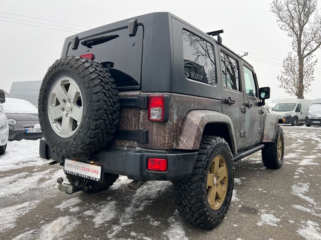 Jeep Wrangler SUV 2,8 l 130 kw