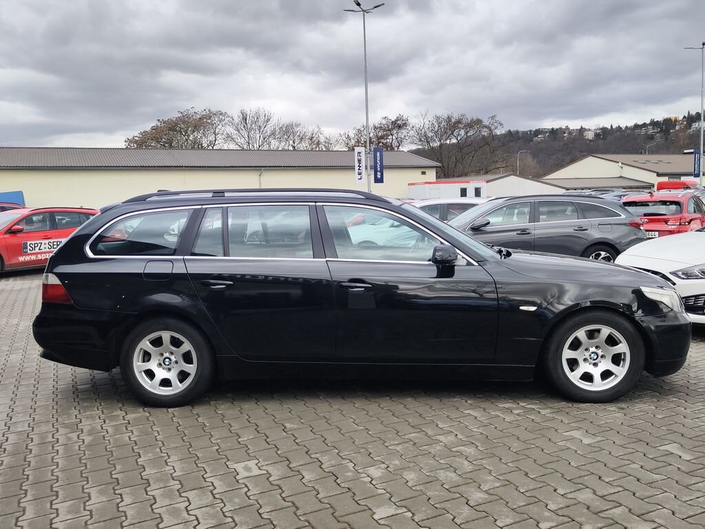 BMW Řada 5 Kombi 2,5 l 130 kw