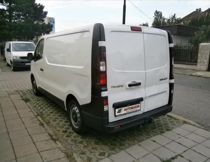 Renault Trafic 4