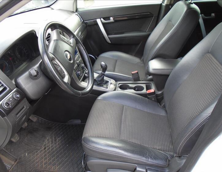 Chevrolet Captiva 10