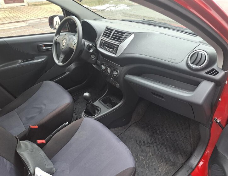 Suzuki Alto Hatchback 996,0 50 kw