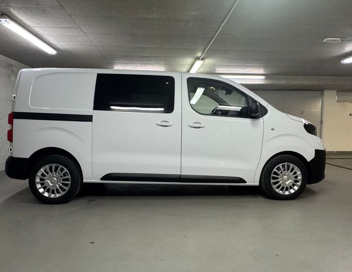 Toyota ProAce 4